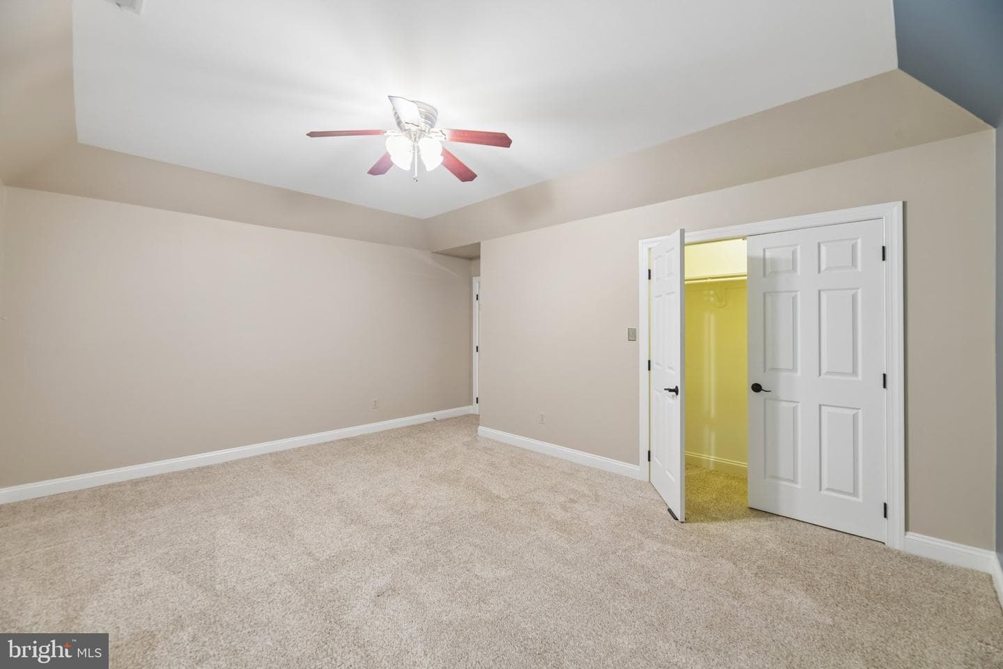 512 Seneca Green Way photo 61