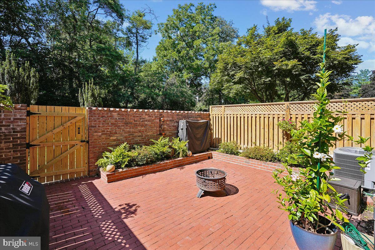 2087 Hopewood Drive photo 48