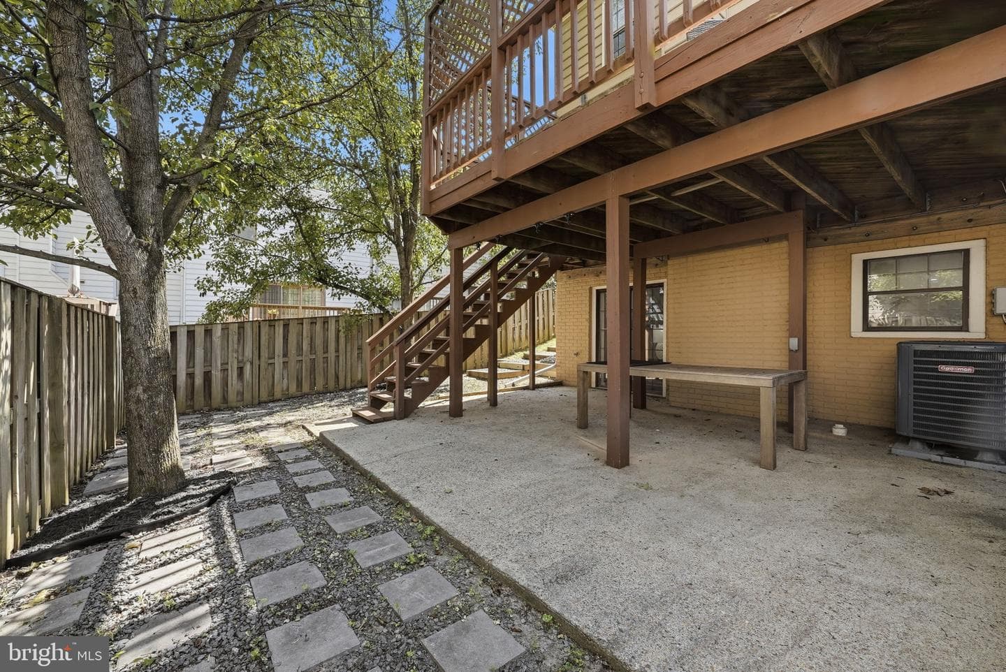 10243 Roberts Common Lane photo 22