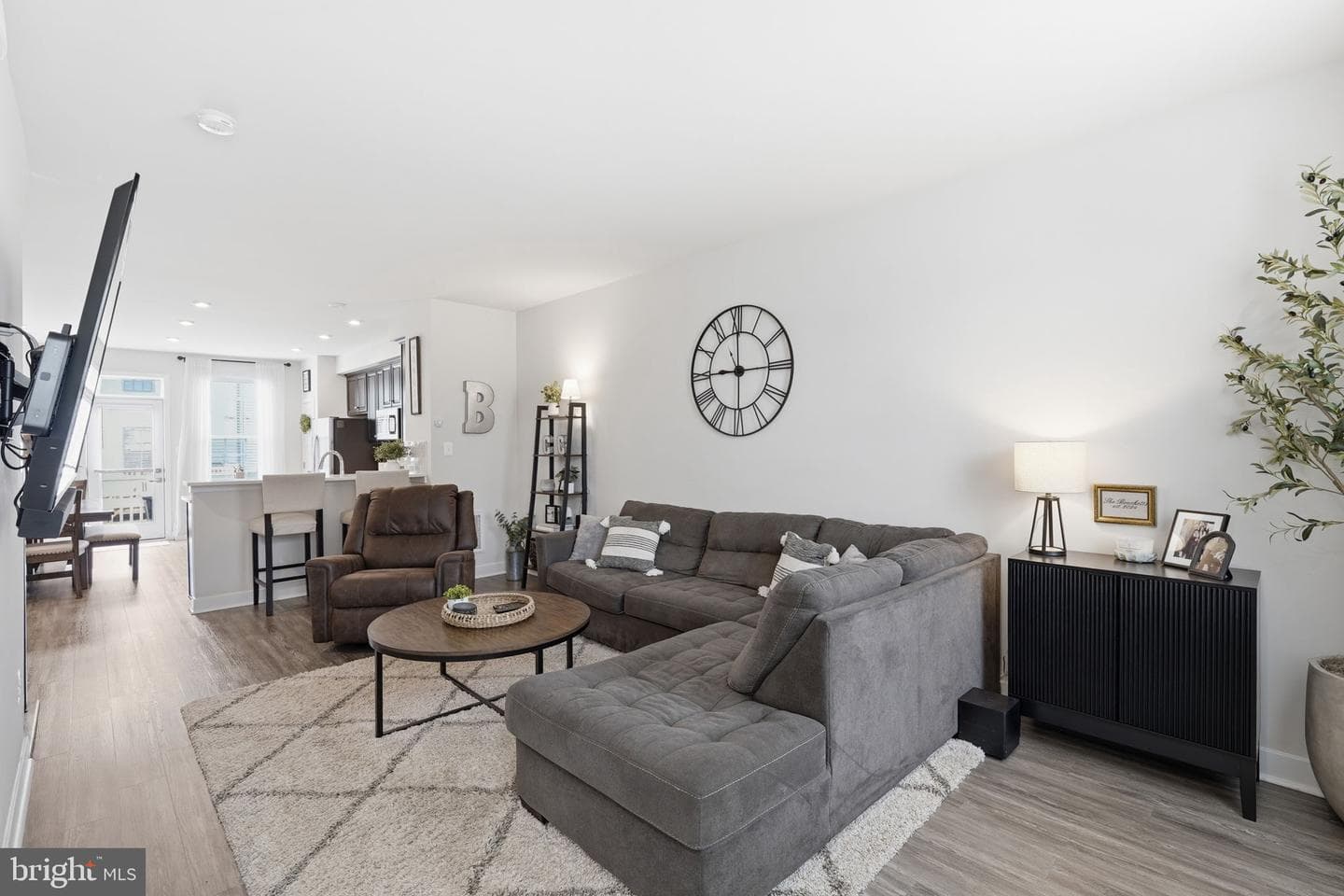 2764 Velocity Road photo 9