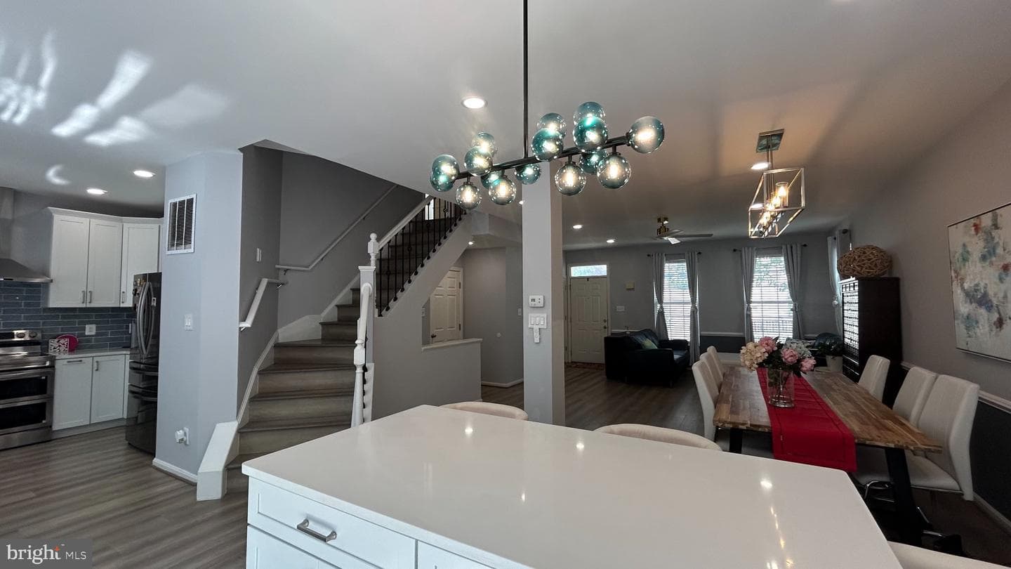 6025 Mcalester Way photo 10