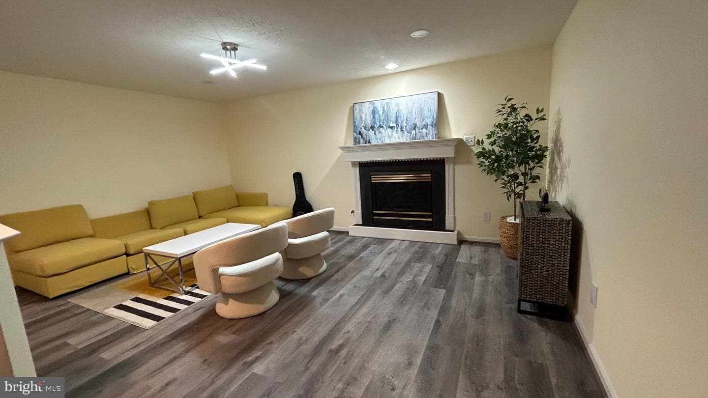 6025 Mcalester Way photo 34