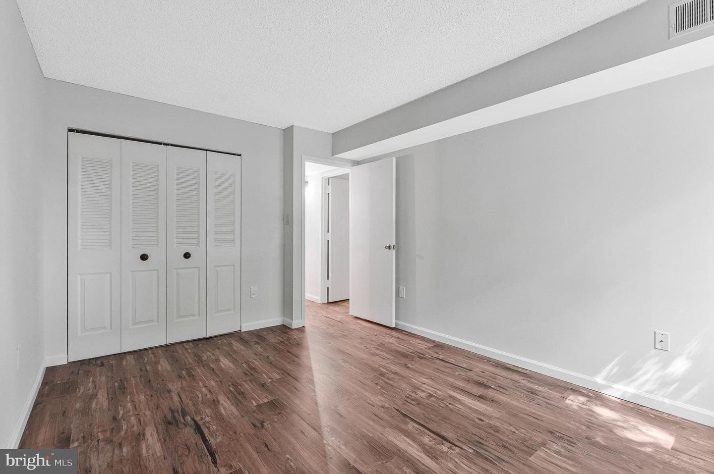 2210 Springwood Dr # 107 photo 20