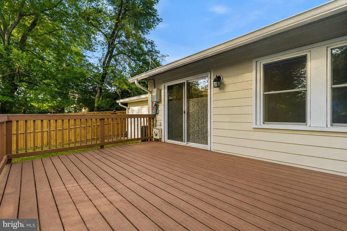 2410 Parkers Lane photo 33