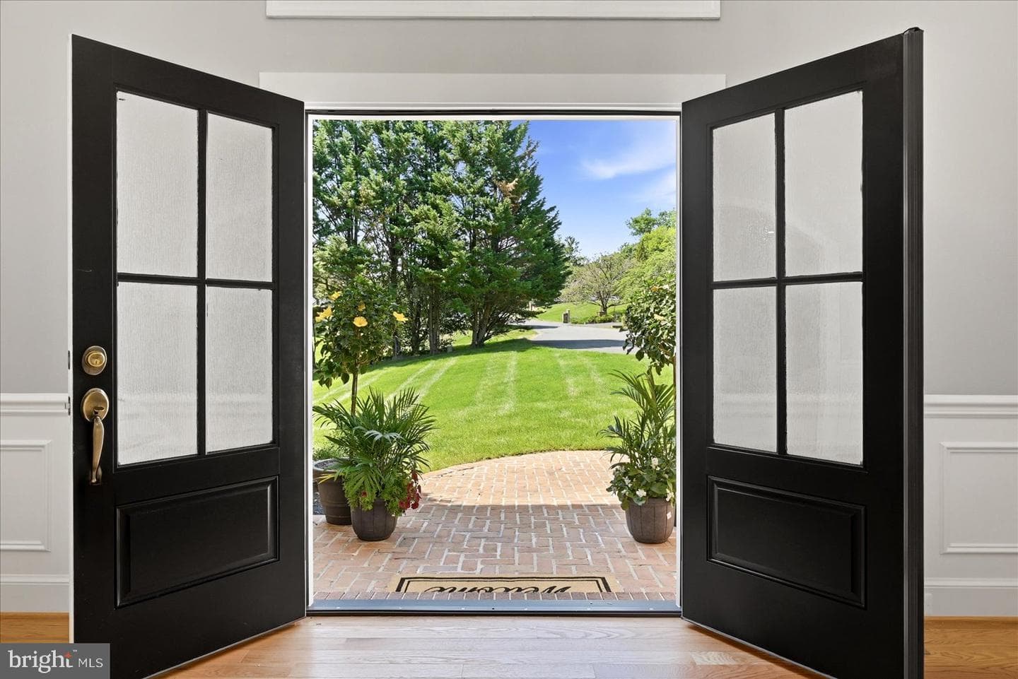 2716 Silkwood Court photo 4