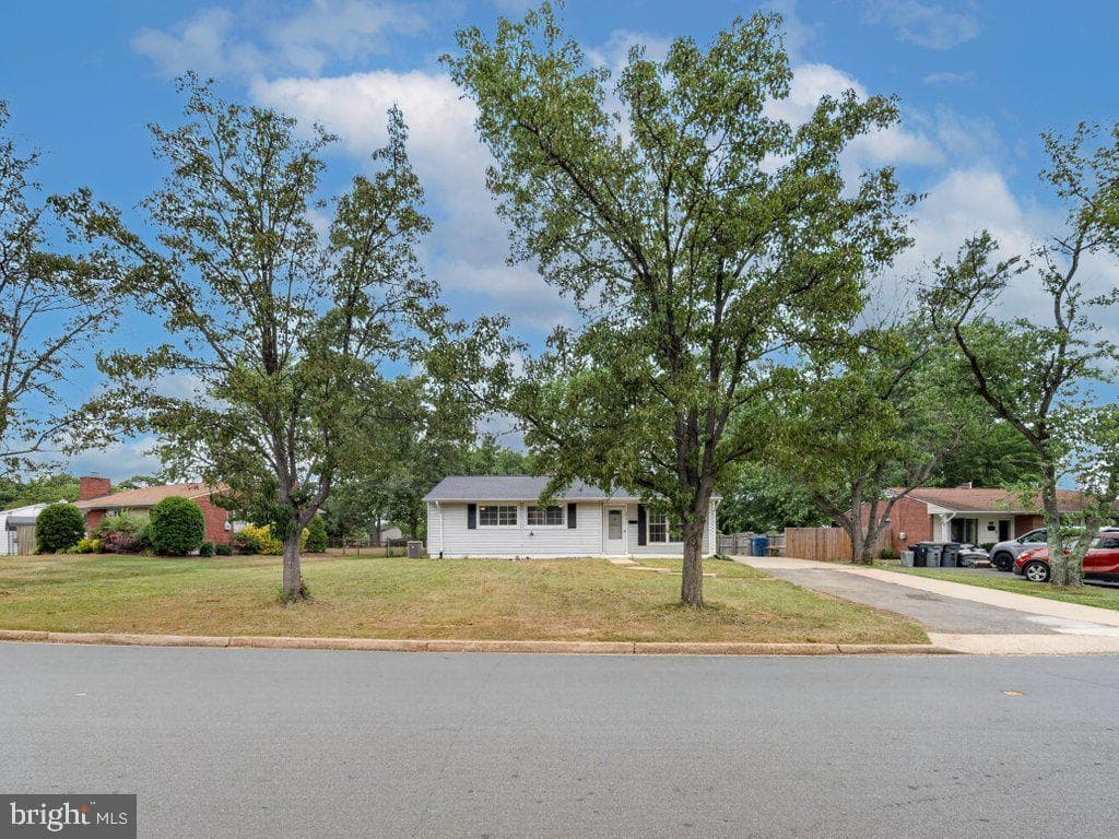 4906 Upland Drive photo 5