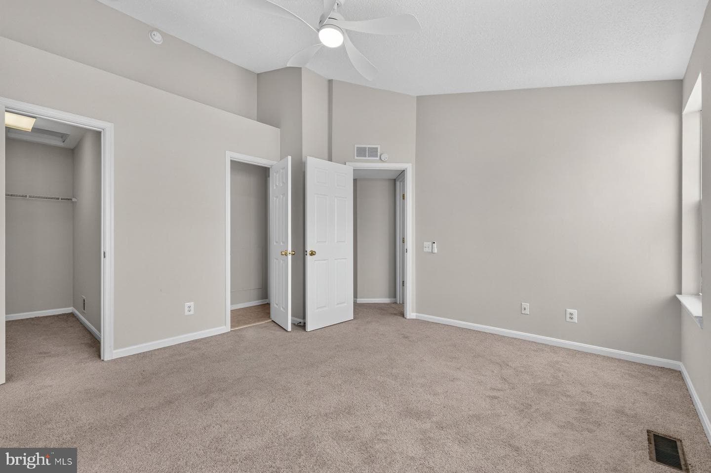 9254 Cardinal Forest Lane #301 photo 21