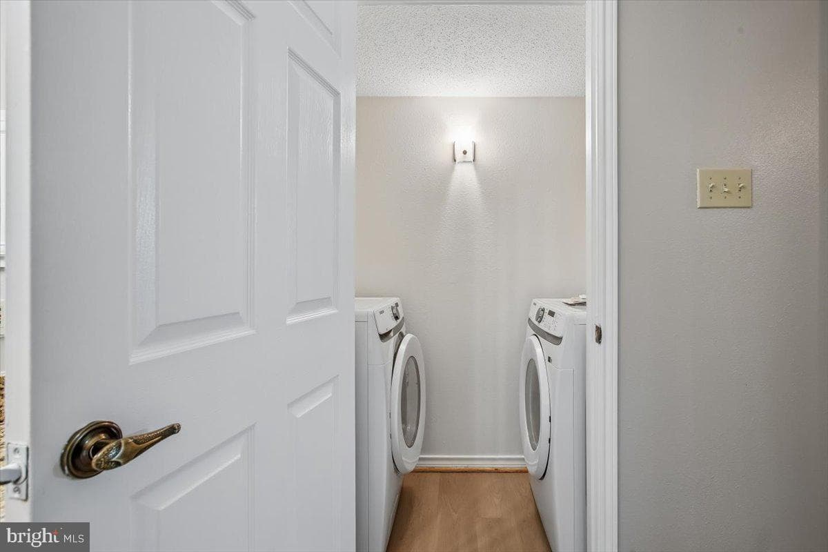 1530 Lincoln Way #203a photo 17