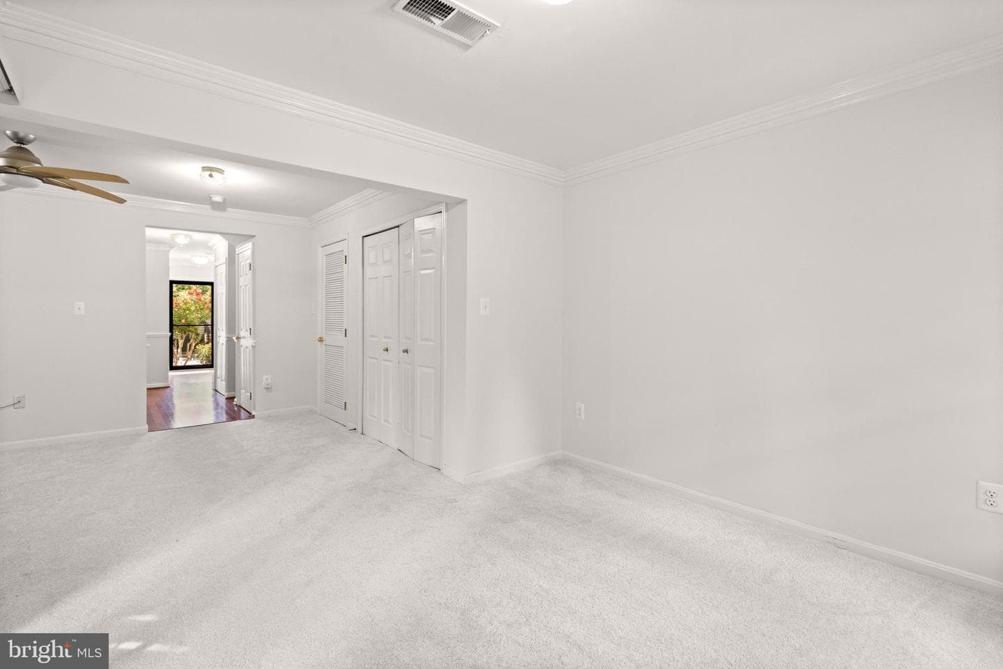 4621 Deerwatch Drive photo 9
