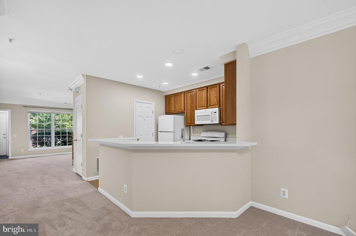 2293 Village Crossing Road photo 4