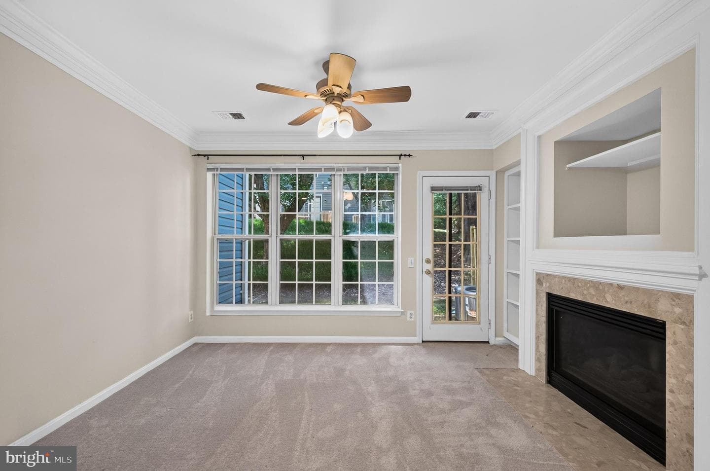 2293 Village Crossing Road photo 5