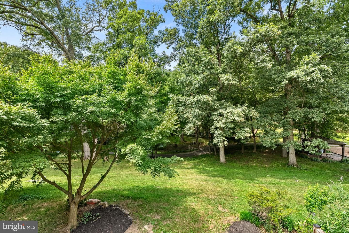 5422 Bromyard Court photo 46