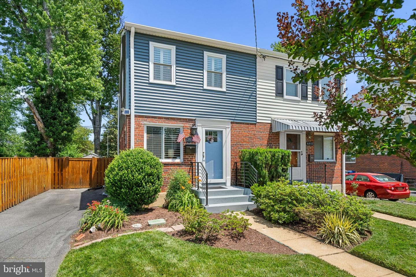 6801 Radcliffe Drive, Alexandria