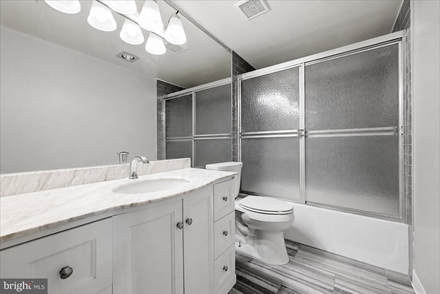 1800 Old Meadow Road #1204 photo 14
