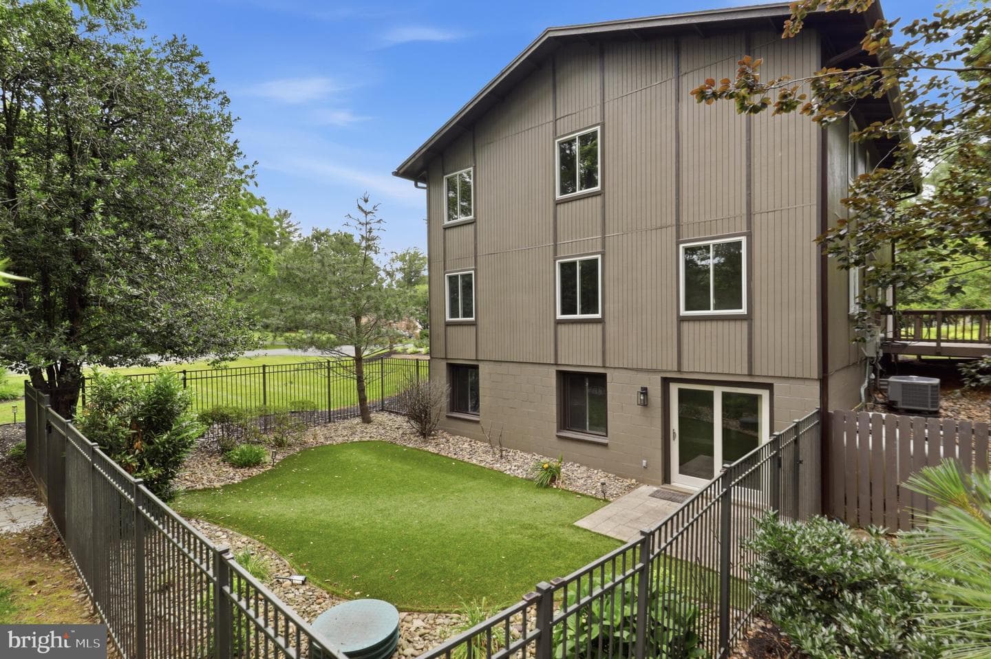 2721 Berryland Drive photo 34
