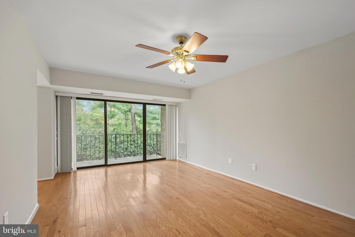 2060 Royal Fern Court #11a photo 4