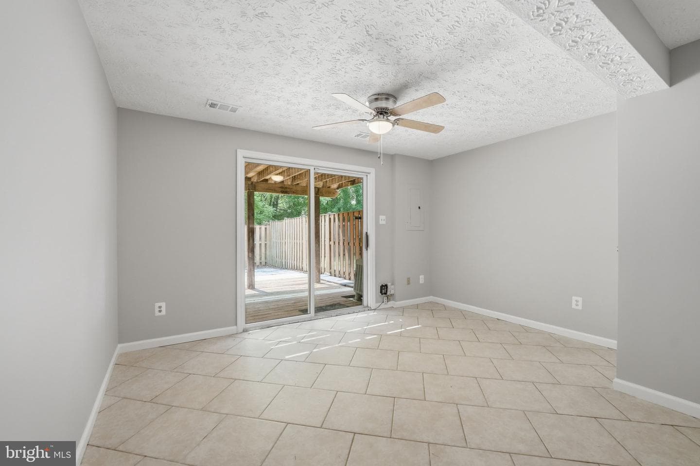 8759 Kanawha Court photo 29
