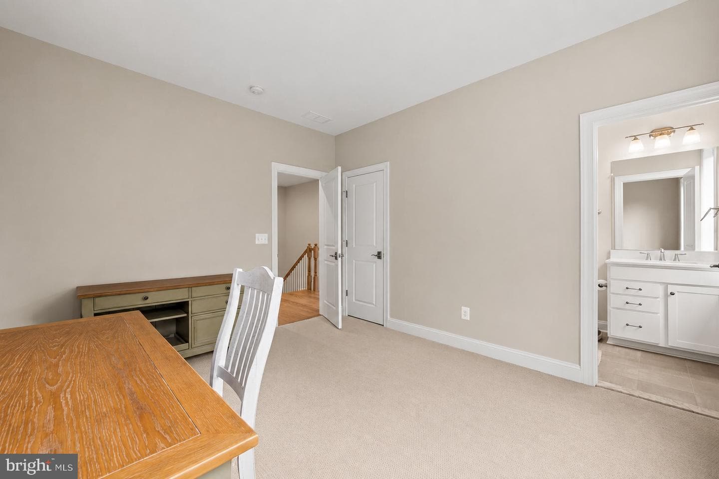 9932 Clearfield Avenue photo 50
