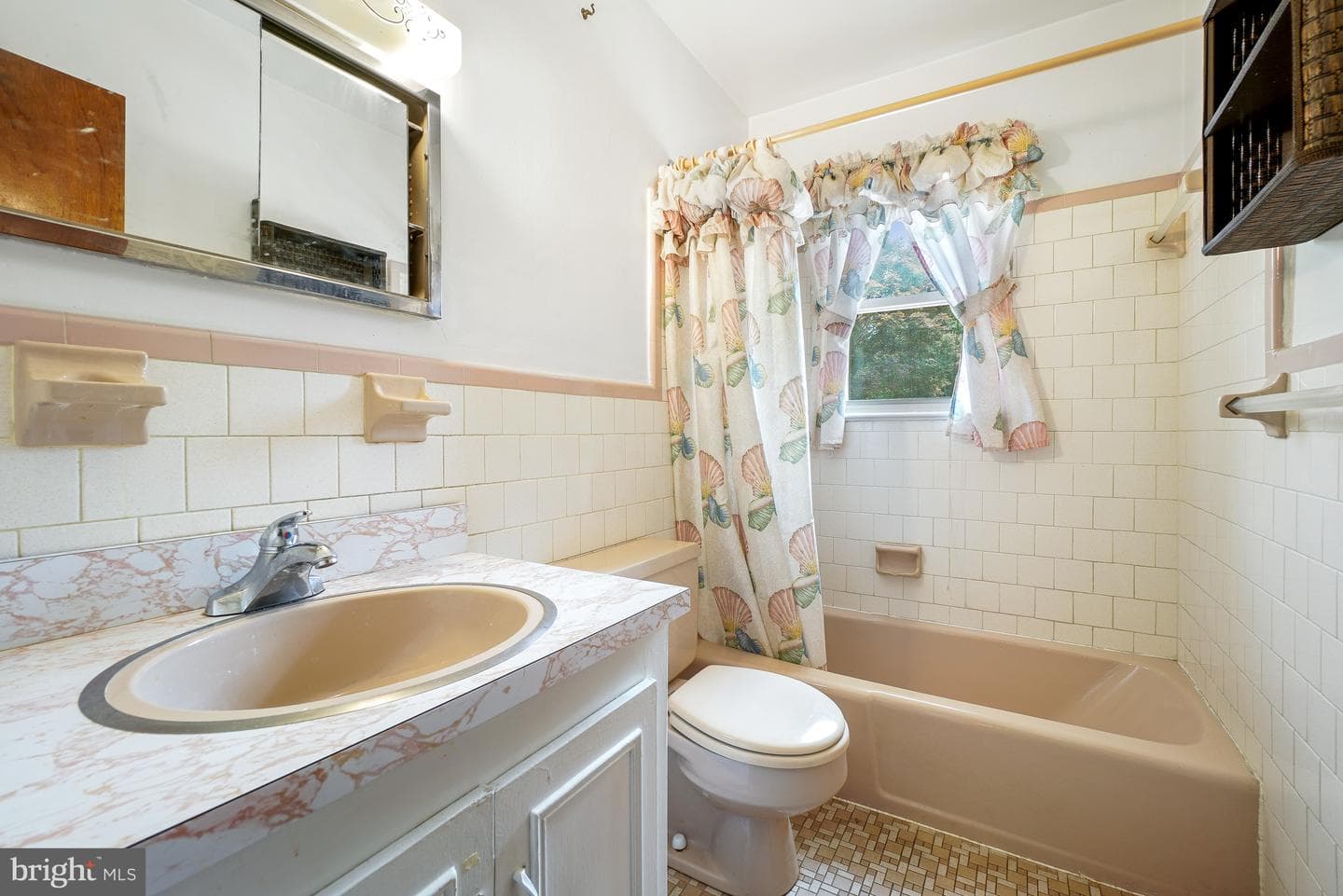 6629 Harriett Street photo 16