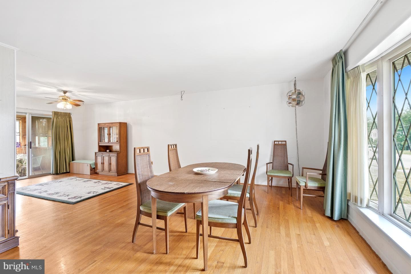 6629 Harriett Street photo 5