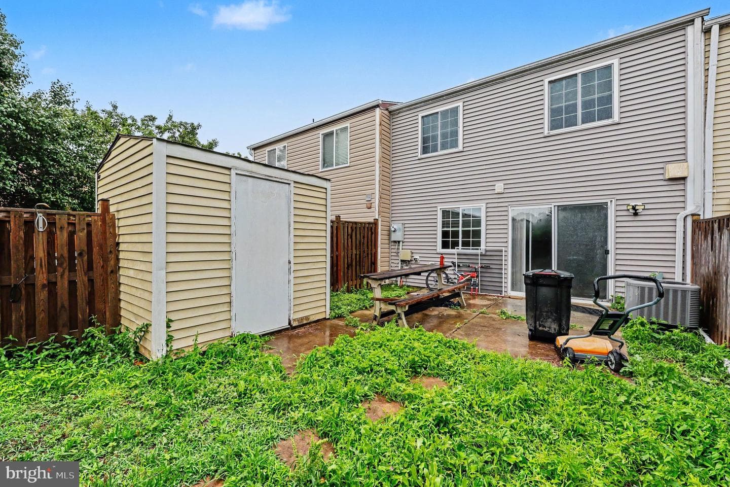 8309 Pondside Terrace photo 25