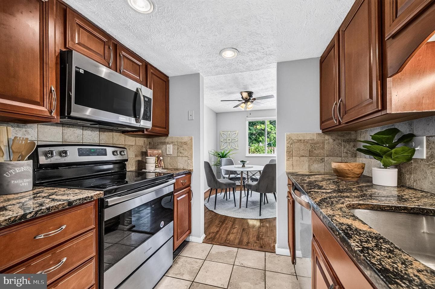 8315 Claremont Woods Drive photo 9