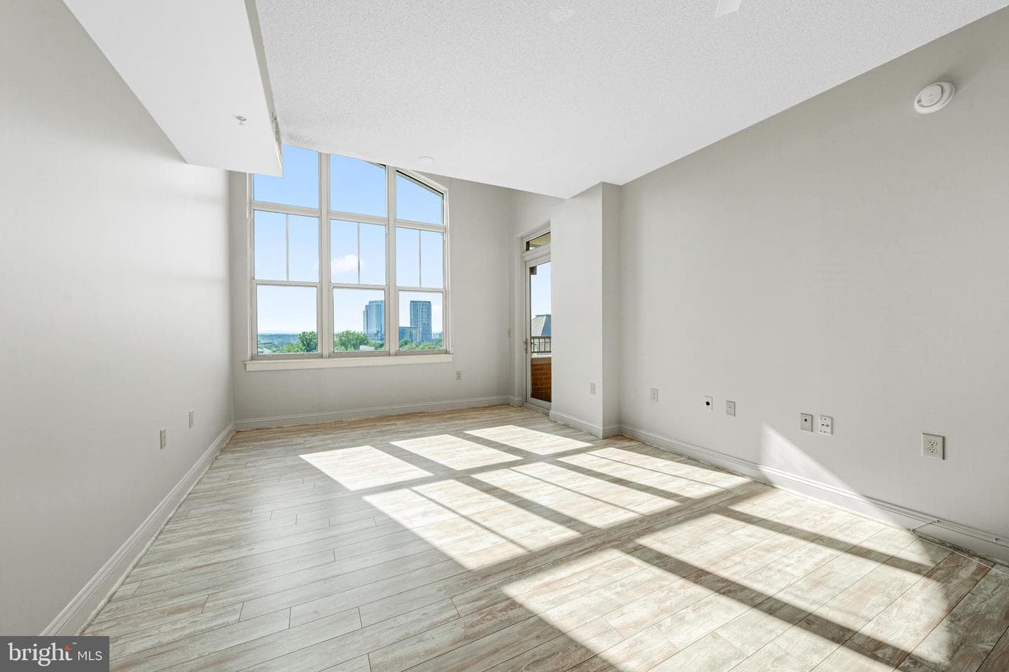 11760 Sunrise Valley Drive #1008 photo 19