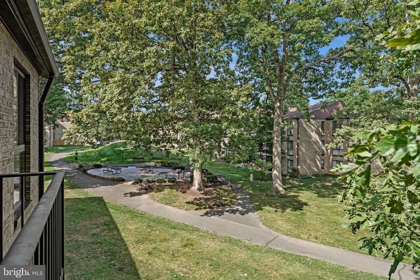 2012 Colts Neck Rd # 21A photo 34