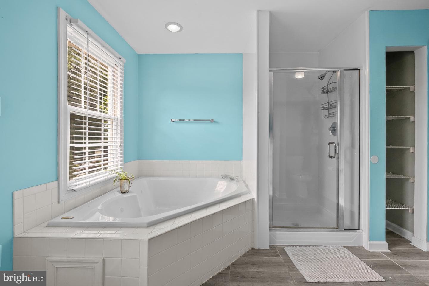 6504 Wheat Mill Way photo 22