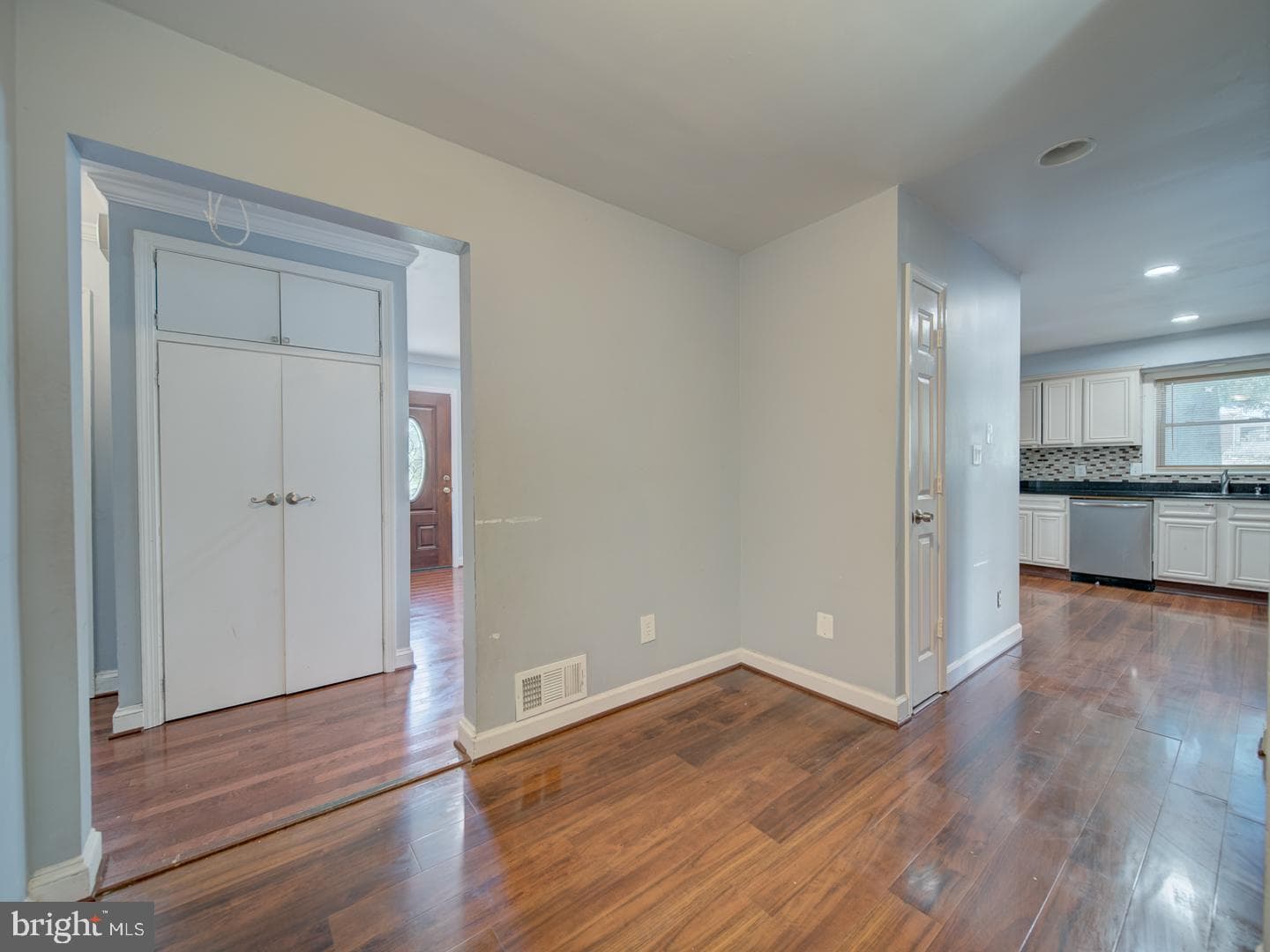 2508 Fleming Street photo 24