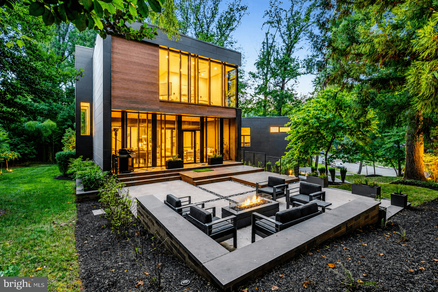 7815 Old Falls Road, Mclean