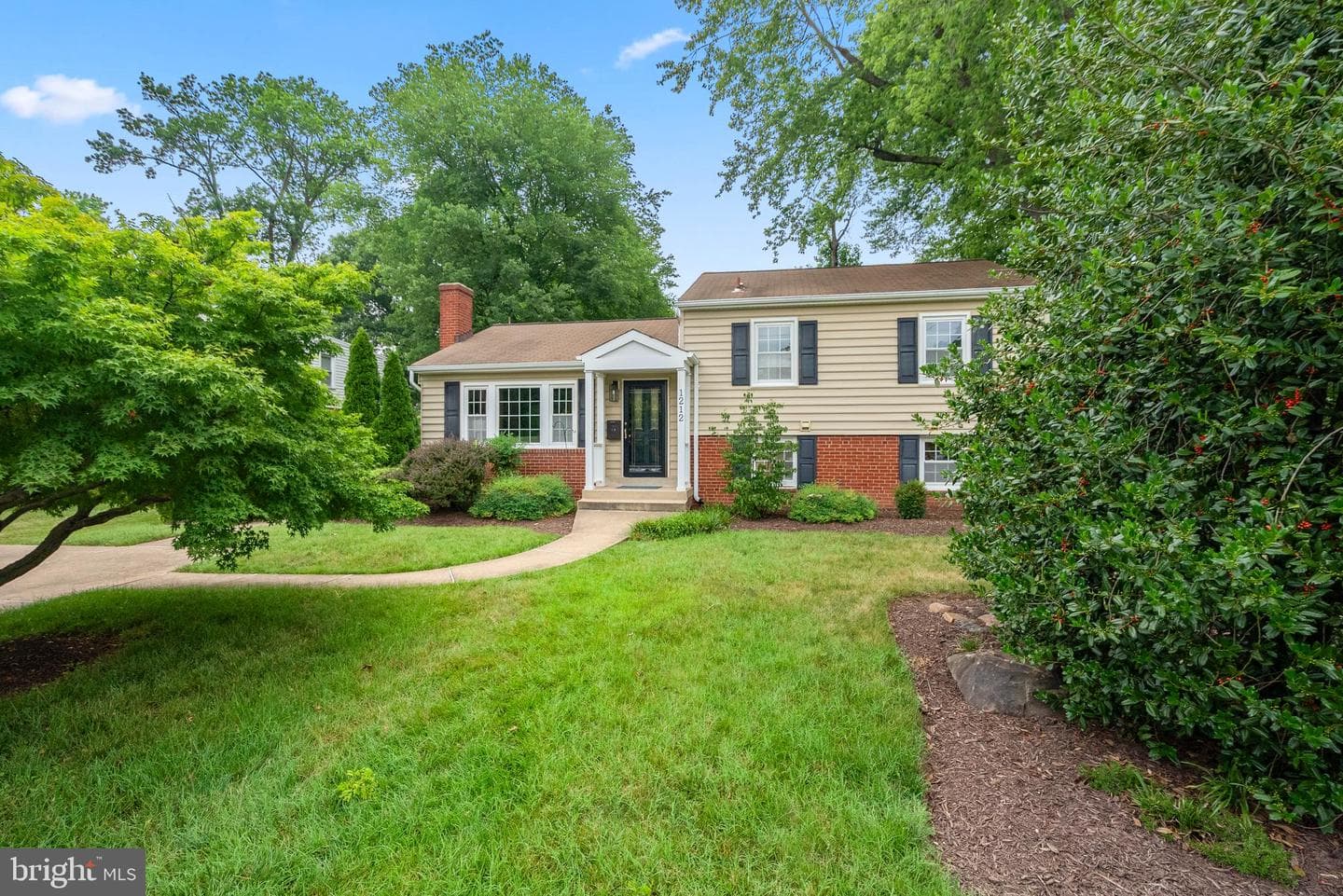1212 Croton Drive photo 4