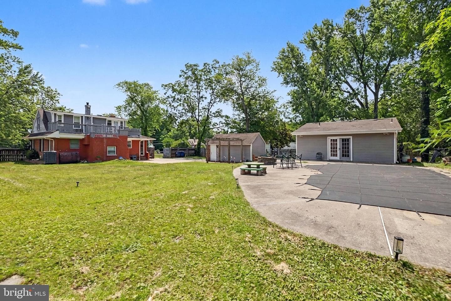 8608 Woodlawn Court photo 27