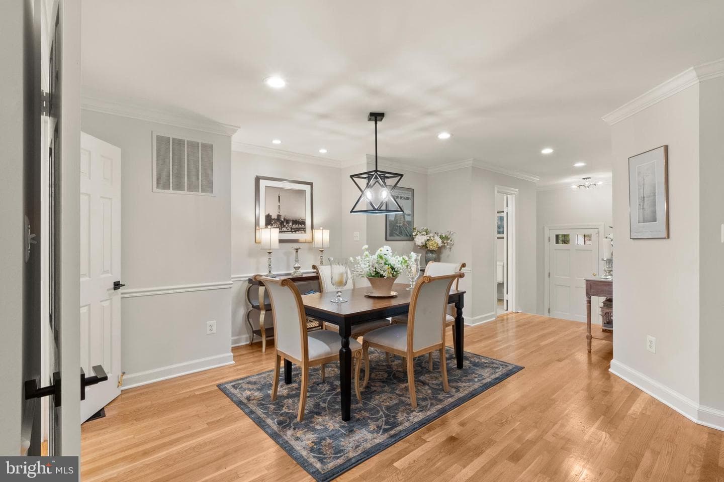6312 Chaucer View Circle photo 5