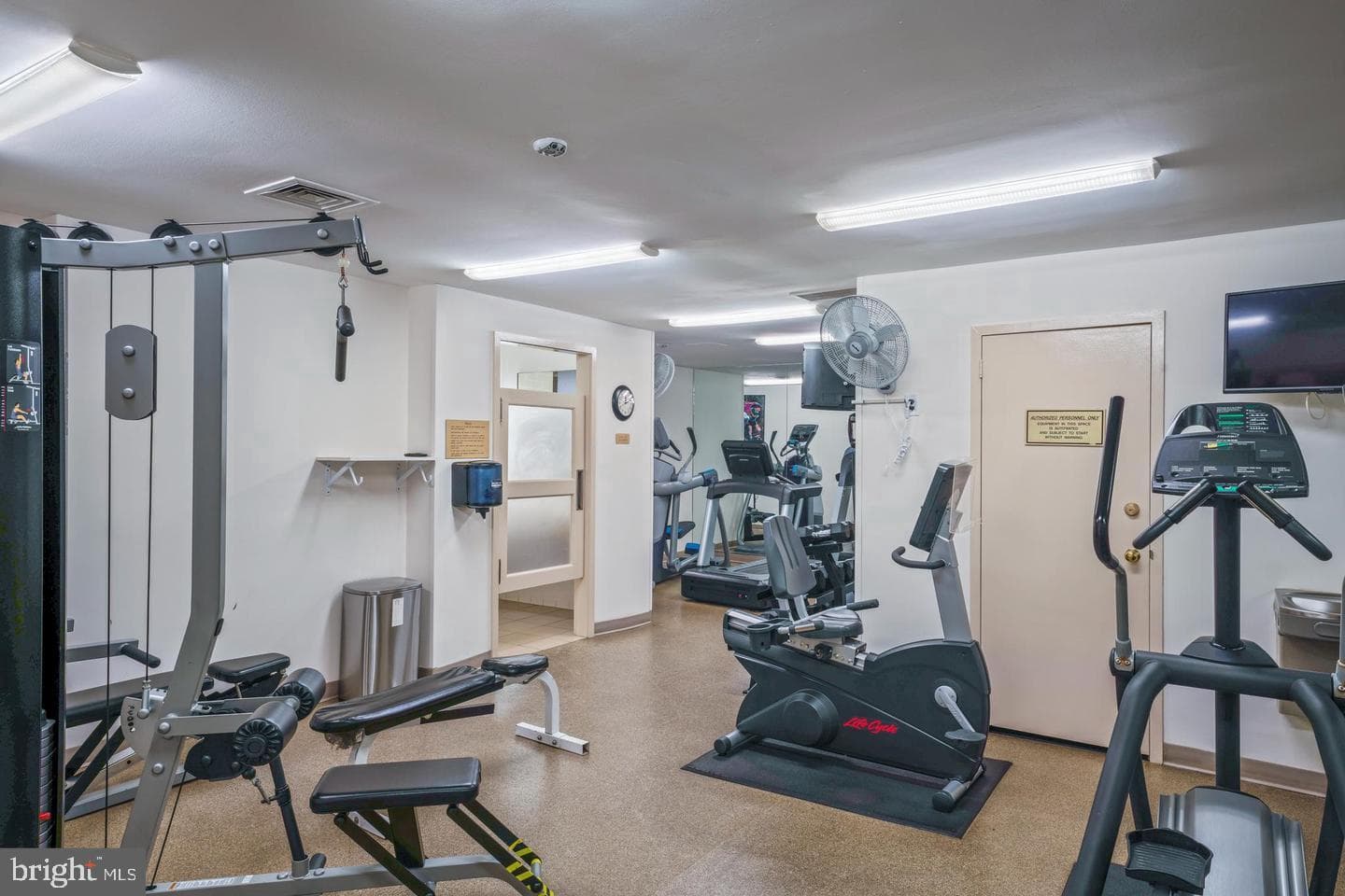 3701 S George Mason Drive #1606n photo 31