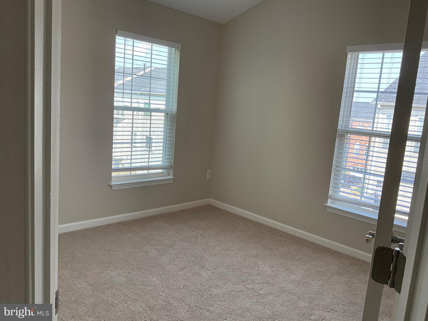13616 Big Boulder Road photo 20