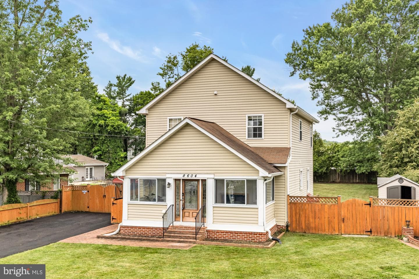 8604 Woodlawn Court photo 42