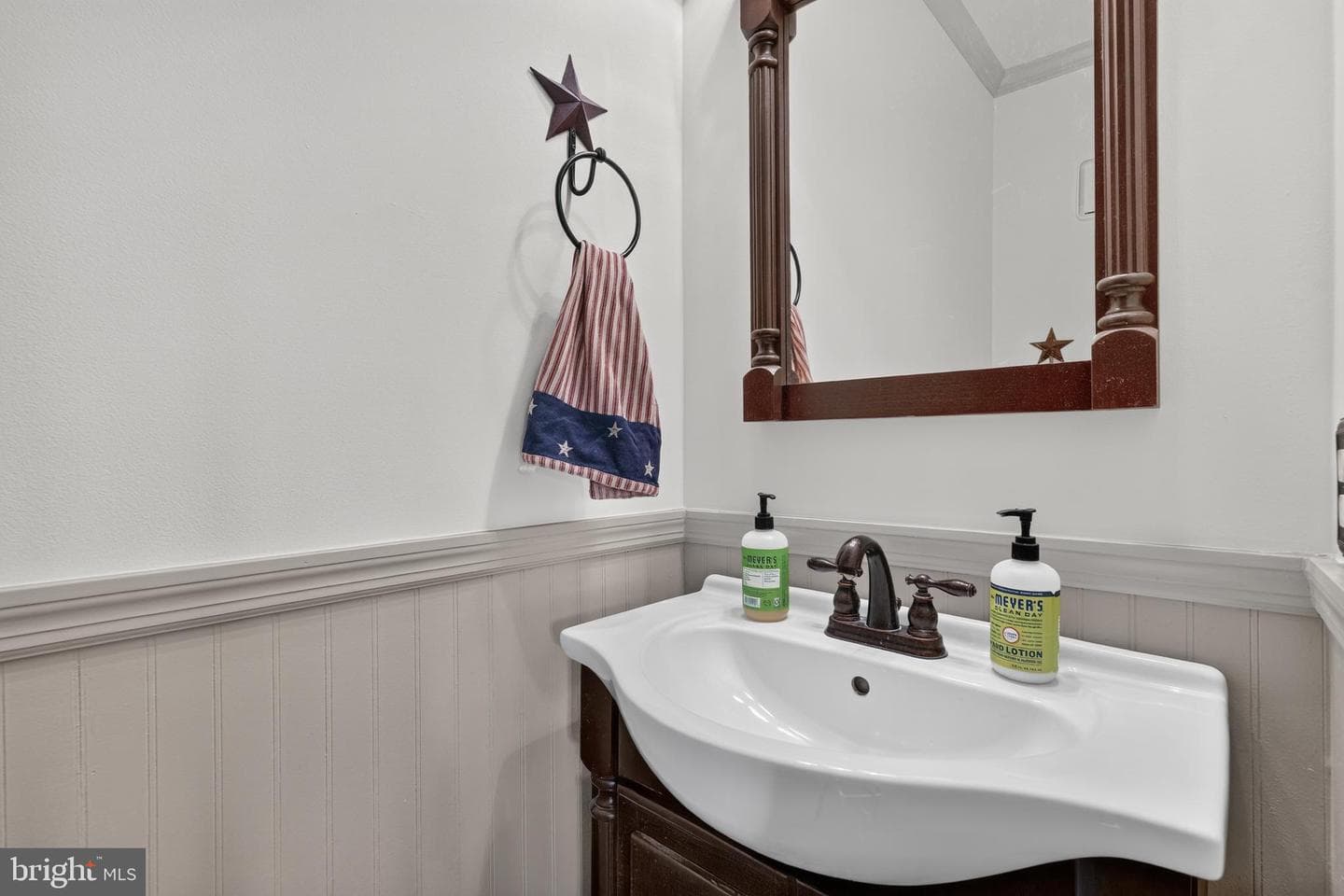 6295 Taliaferro Way photo 9