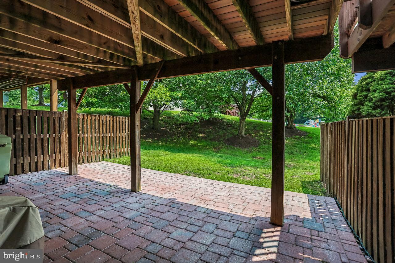 5250 Stoney Branch Court photo 30