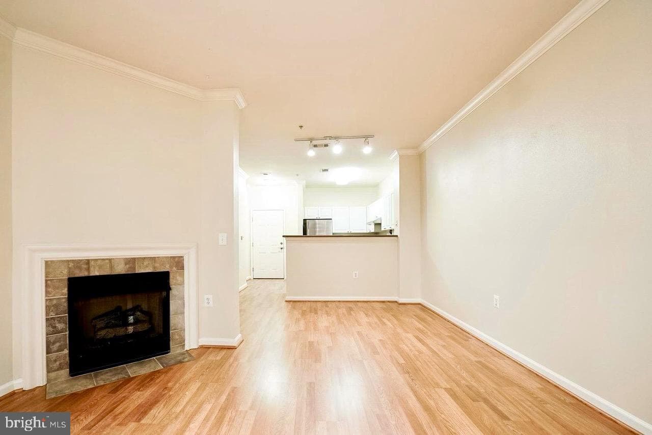 3021 Nicosh Cir # 1103 photo 3