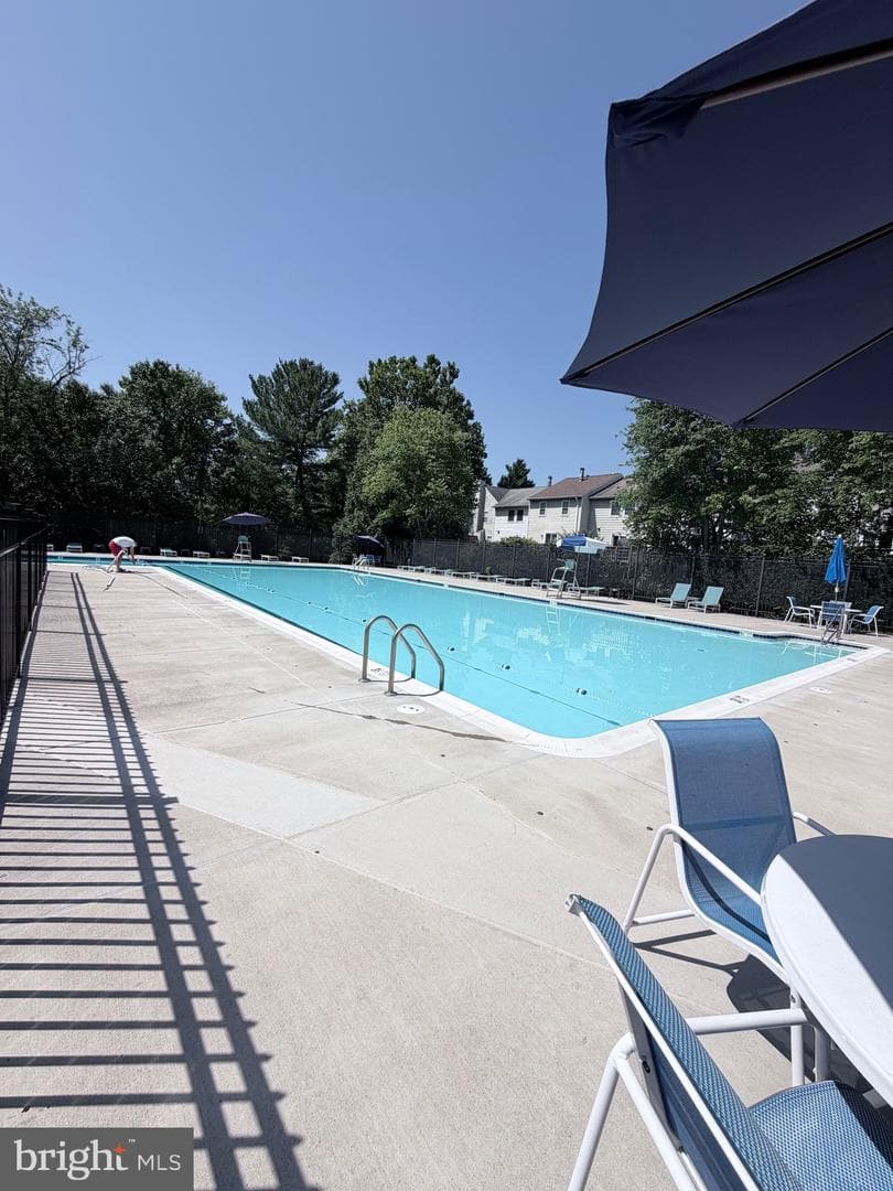 4048 Spring Run Court photo 21