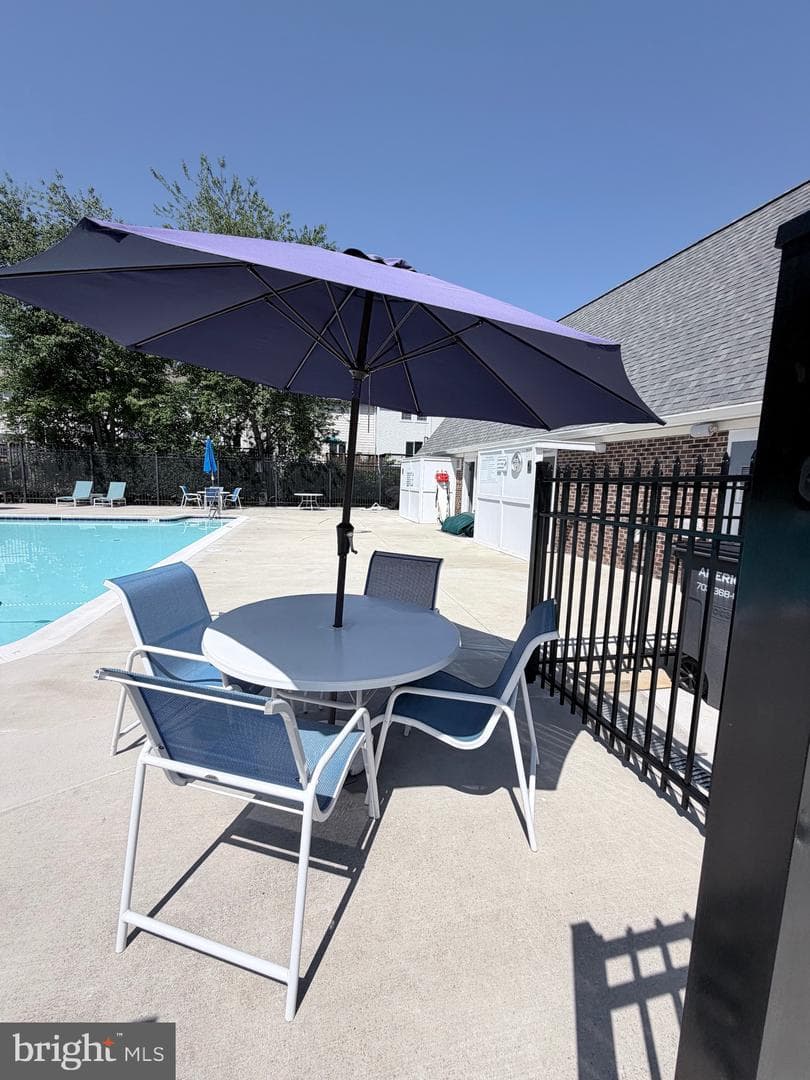 4048 Spring Run Court photo 22