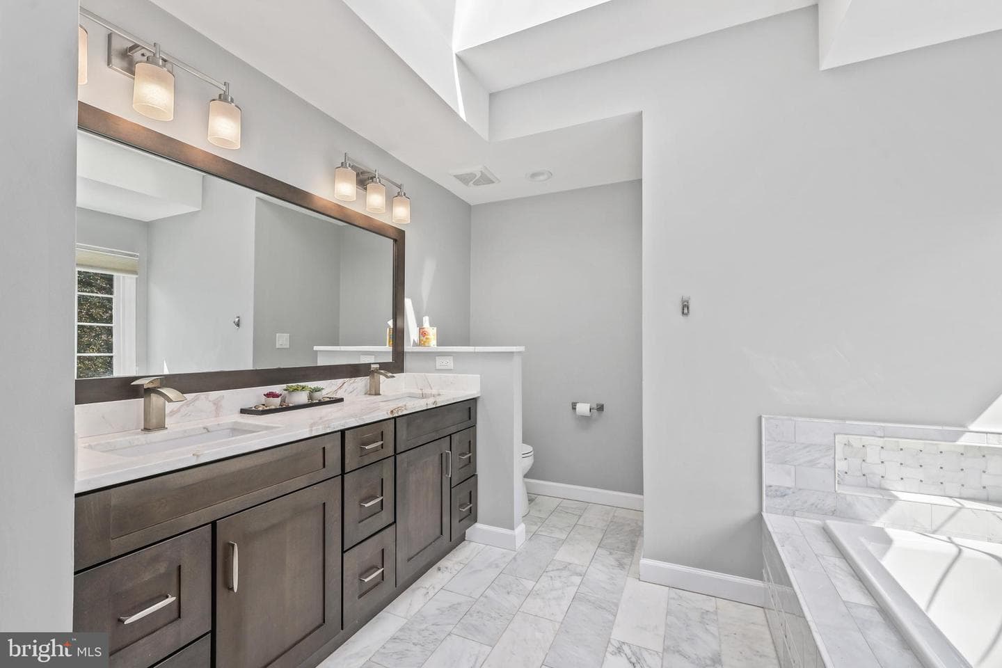 11405 Northwind Ct photo 30