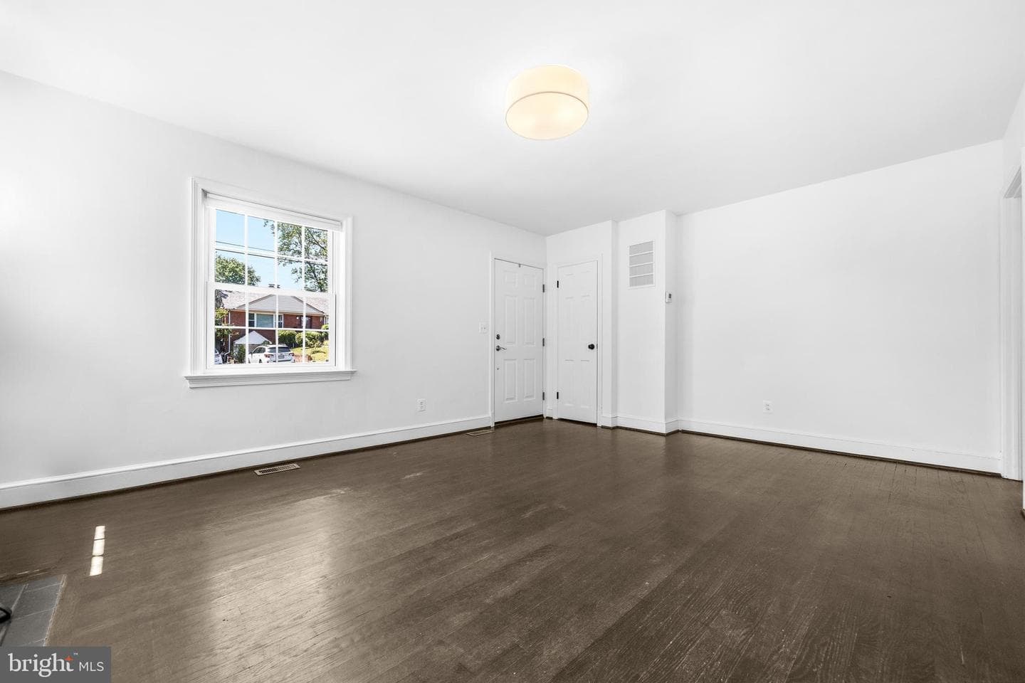 3104 Collard Street photo 5