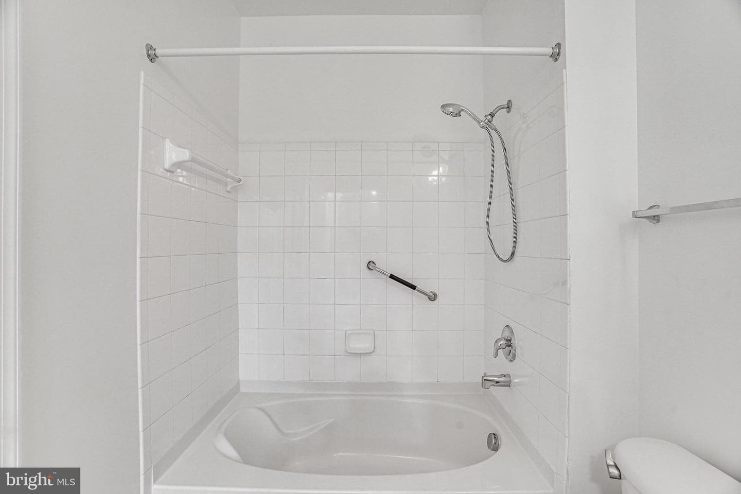 2655 Prosperity Avenue #201 photo 15