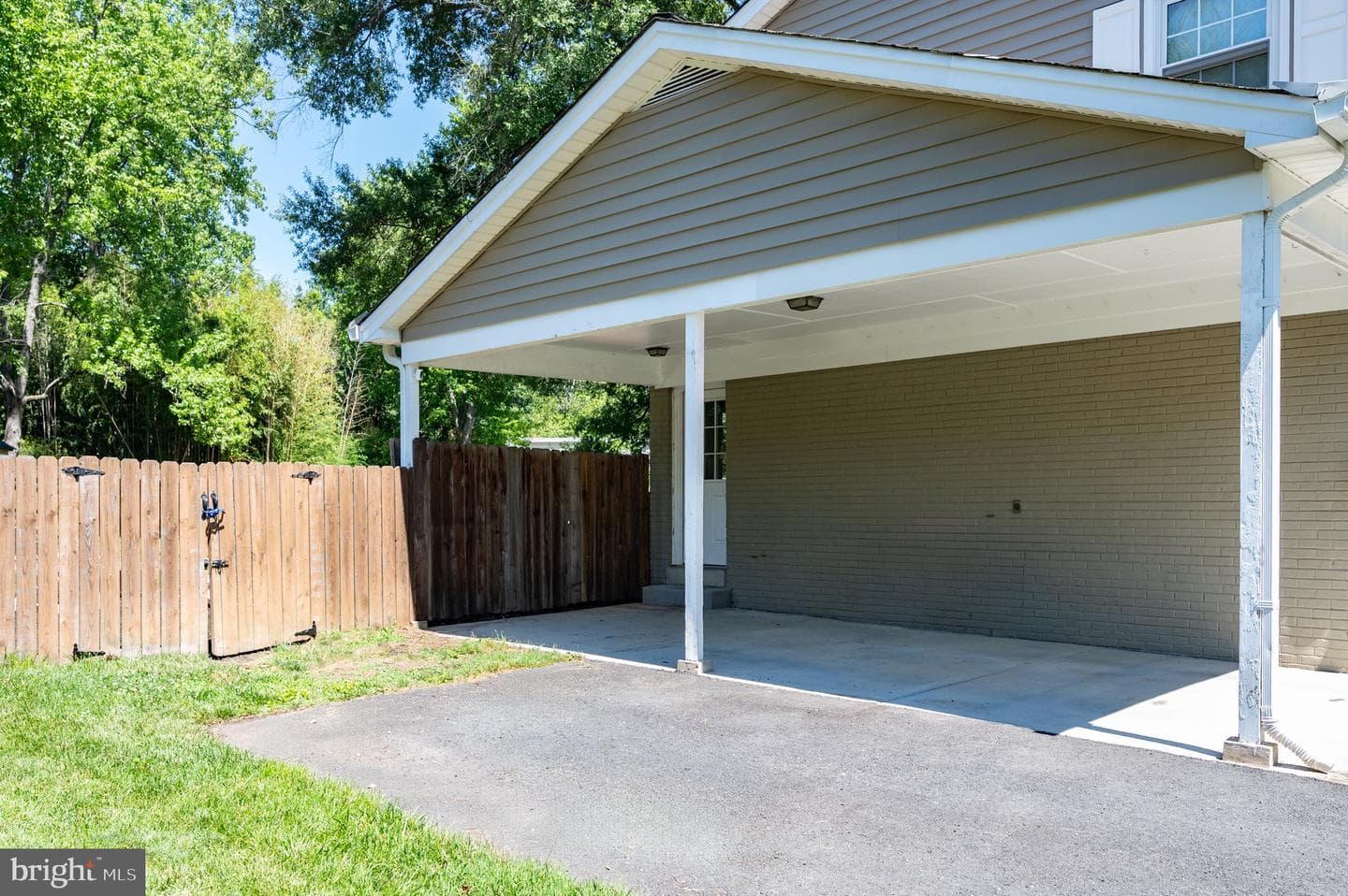 8709 Waterford Road photo 42