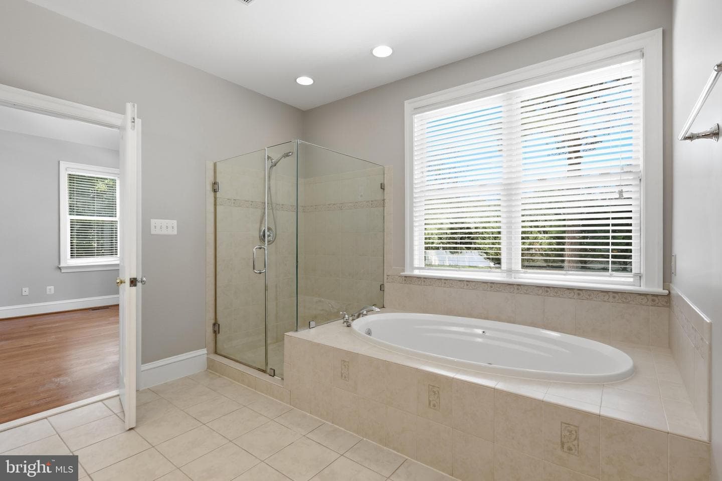 5248 Clifton Street photo 13