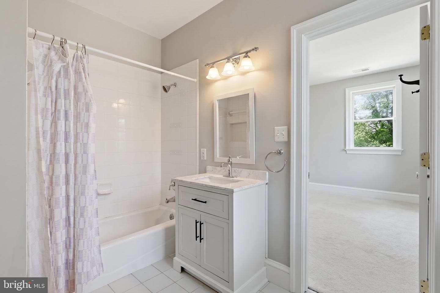 5248 Clifton Street photo 17
