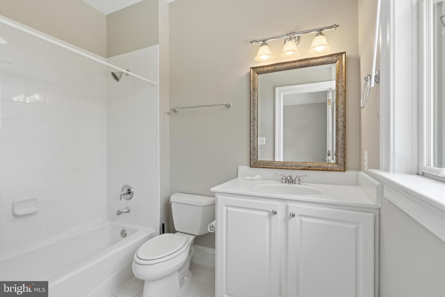 5248 Clifton Street photo 19