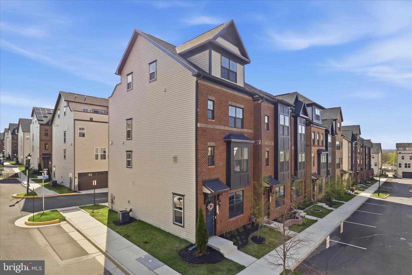 2861 Hokie Ln photo 3
